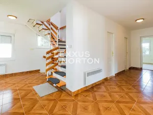 Pronájem rodinného domu, Praha - Nebušice, V březinkách, 365 m2