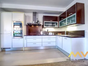 Pronájem bytu 4+kk, Hradec Králové - Nový Hradec Králové, Národních mučedníků, 95 m2