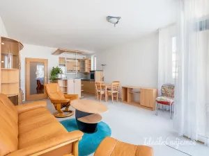 Pronájem bytu 3+kk, Praha - Újezd, Pastevců, 68 m2