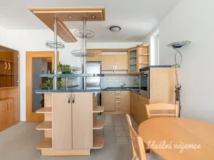Pronájem bytu 3+kk, Praha - Újezd, Pastevců, 68 m2