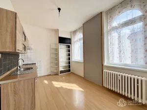 Pronájem bytu 3+1, Karlovy Vary, Foersterova, 103 m2