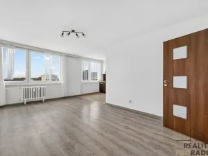 Pronájem bytu 3+1, Pardubice - Polabiny, Partyzánů, 72 m2