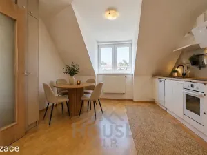 Prodej bytu 2+1, Praha - Dejvice, 57 m2