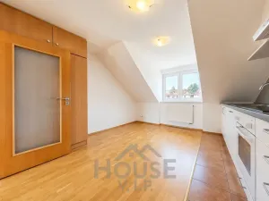Prodej bytu 2+1, Praha - Dejvice, 57 m2
