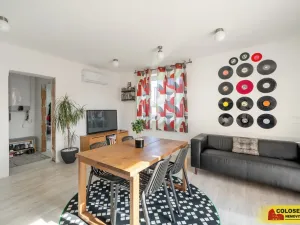 Prodej bytu 2+kk, Hrádek, 43 m2