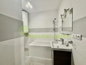 Pronájem bytu 4+kk, Zlín, Chmelnická, 96 m2