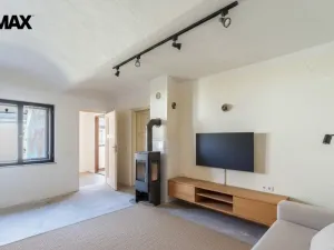 Prodej vícegeneračního domu, Kojice, 415 m2