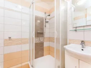 Pronájem bytu 1+1, Hradec Králové - Moravské Předměstí, Vysocká, 35 m2