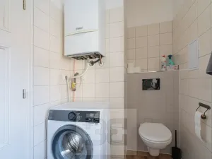 Pronájem bytu 2+kk, Praha - Karlín, Karlínské náměstí, 73 m2