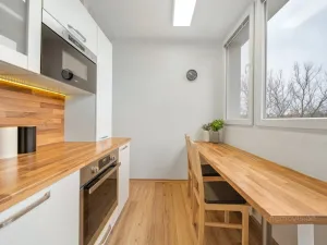 Prodej bytu 3+1, Brno - Lesná, Šrámkova, 72 m2