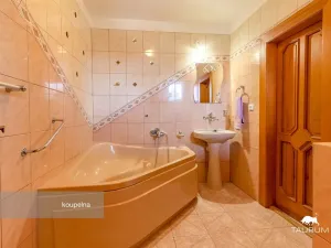 Prodej rodinného domu, Plzeň - Lobzy, Na Vyhlídce, 153 m2