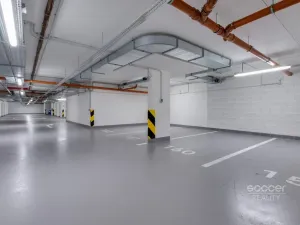 Pronájem bytu 1+kk, Praha - Hloubětín, Poděbradská, 32 m2