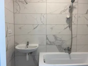 Pronájem bytu 2+1, Karlovy Vary, Koptova, 76 m2