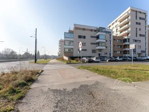 Pronájem bytu 2+kk, Praha - Kamýk, Freiwaldova, 43 m2