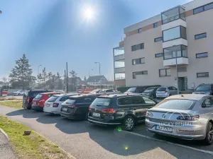 Pronájem bytu 2+kk, Praha - Kamýk, Freiwaldova, 43 m2