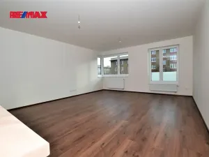 Pronájem bytu 1+kk, Plzeň, Koterovská, 42 m2