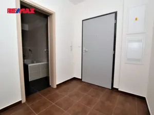 Pronájem bytu 1+kk, Plzeň, Koterovská, 42 m2