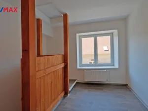 Prodej rodinného domu, Stráž nad Ohří, 200 m2