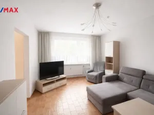 Prodej bytu 3+1, Karlovy Vary - Rybáře, U Koupaliště, 74 m2