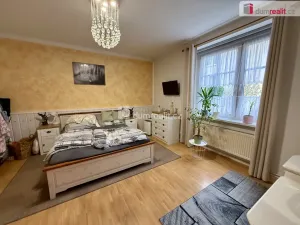 Prodej bytu 2+kk, Karlovy Vary - Dvory, Chebská, 46 m2