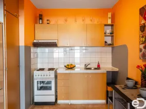 Pronájem bytu 2+kk, Praha, U pramene, 49 m2