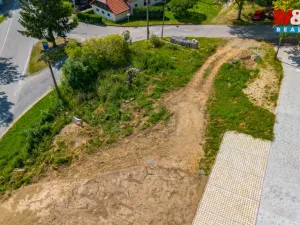 Prodej pozemku pro bydlení, Černá v Pošumaví - Bližná, 800 m2