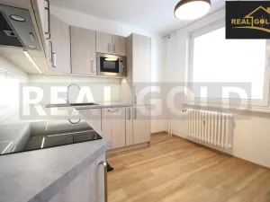 Pronájem bytu 2+1, Třebíč, Obránců míru, 54 m2