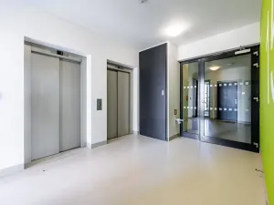 Prodej bytu 2+kk, Praha - Malešice, Počernická, 67 m2