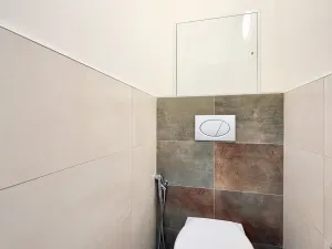 Pronájem bytu 2+kk, Liberec - Liberec VII-Horní Růžodol, Jeronýmova, 64 m2