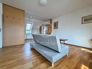 Pronájem bytu 1+kk, Bílovice nad Svitavou, Šebelova, 51 m2