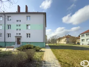 Prodej bytu 3+kk, Břeclav, Hájová, 68 m2