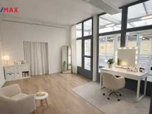 Pronájem obchodního prostoru, Zlín, třída Tomáše Bati, 20 m2