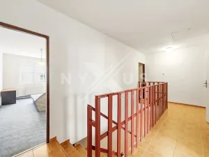Prodej rodinného domu, Praha - Kyje, Stulíková, 375 m2
