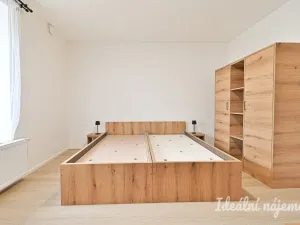 Pronájem bytu 1+1, Brno, Bubeníčkova, 25 m2