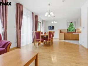 Prodej rodinného domu, Karlovy Vary, Slovenská, 137 m2