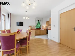 Prodej rodinného domu, Karlovy Vary, Slovenská, 137 m2