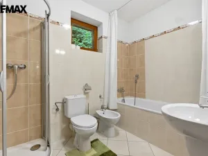 Prodej rodinného domu, Karlovy Vary, Slovenská, 137 m2