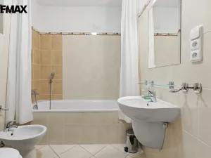 Prodej rodinného domu, Karlovy Vary, Slovenská, 137 m2