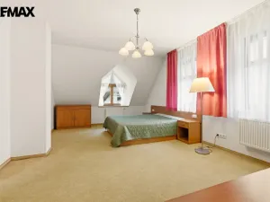 Prodej rodinného domu, Karlovy Vary, Slovenská, 137 m2