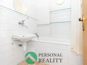 Pronájem bytu 3+1, Pardubice, Benešovo náměstí, 83 m2