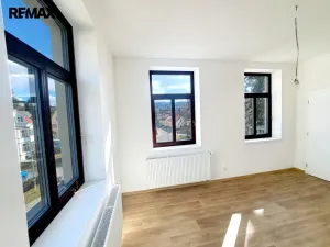 Prodej bytu 2+kk, Jablonec nad Nisou, Podhorská, 59 m2
