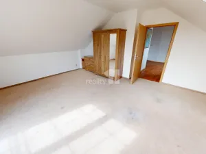 Prodej rodinného domu, Křelovice, 178 m2