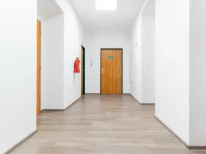 Pronájem kanceláře, Praha - Nové Město, Karlovo náměstí, 45 m2