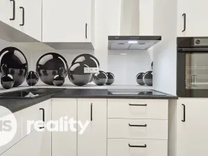 Pronájem bytu 3+1, Opava - Město, Nákladní, 81 m2