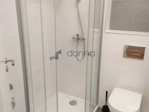 Pronájem bytu 1+kk, Praha, Novovysočanská, 26 m2