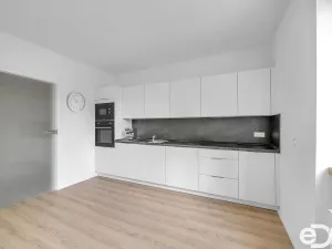 Pronájem bytu 2+1, Pardubice, Jilemnického, 55 m2