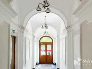 Pronájem kanceláře, Praha - Nové Město, Karlovo náměstí, 128 m2