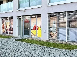 Prodej obchodního prostoru, Praha - Karlín, Za Karlínským přístavem, 73 m2