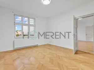 Pronájem kanceláře, Liberec - Liberec III-Jeřáb, nám. Soukenné, 106 m2