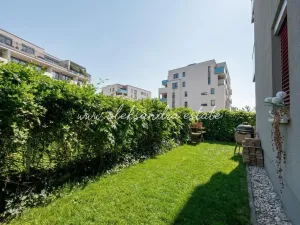 Prodej bytu 2+kk, Praha - Hloubětín, Saarinenova, 52 m2